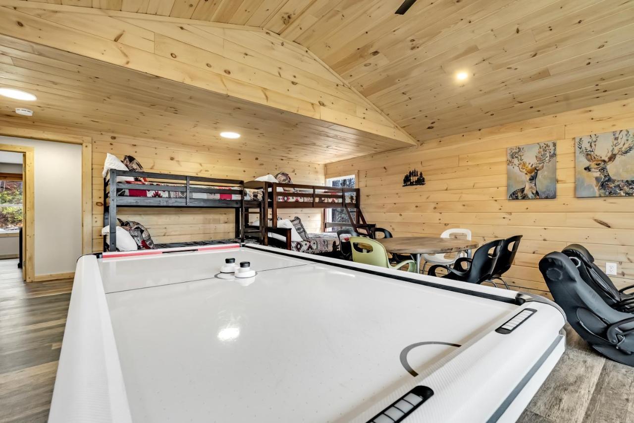 Whispering Winds, Hot Tub, Game Room, Wifi, 1089 Free Tickets Each Paid Day, Dollywood And More Gatlinburg Kültér fotó