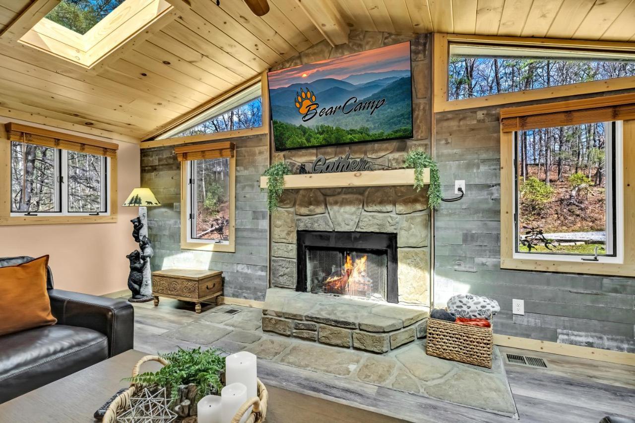 Whispering Winds, Hot Tub, Game Room, Wifi, 1089 Free Tickets Each Paid Day, Dollywood And More Gatlinburg Kültér fotó