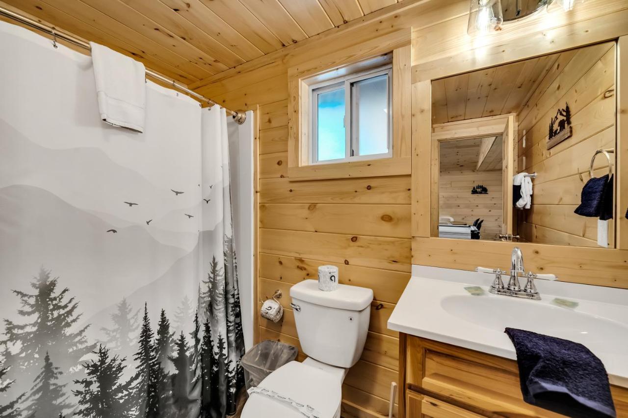 Whispering Winds, Hot Tub, Game Room, Wifi, 1089 Free Tickets Each Paid Day, Dollywood And More Gatlinburg Kültér fotó
